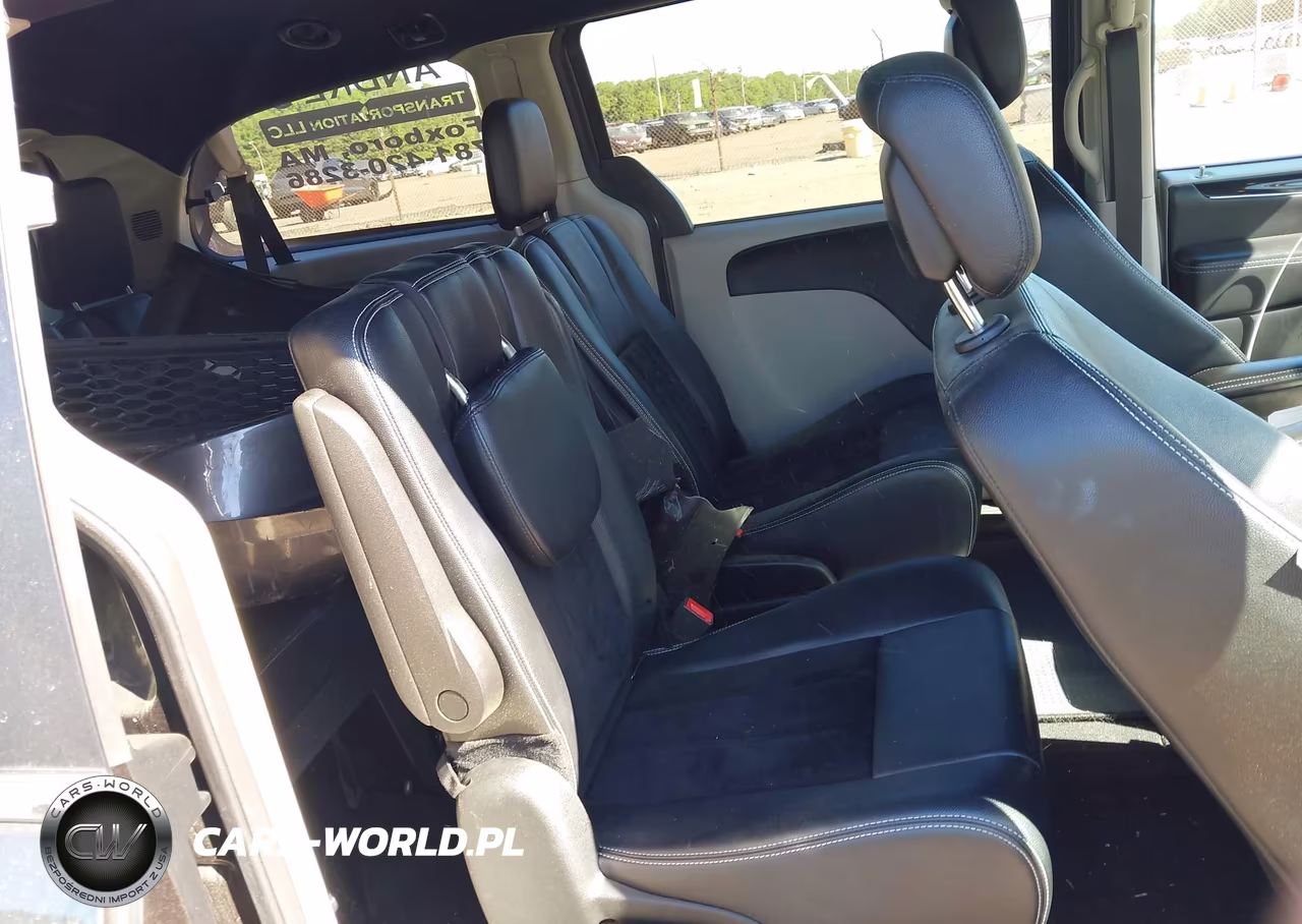 2018 Dodge Grand Caravan Sxt VIN:2C4RDGCG7JR253577 - 8