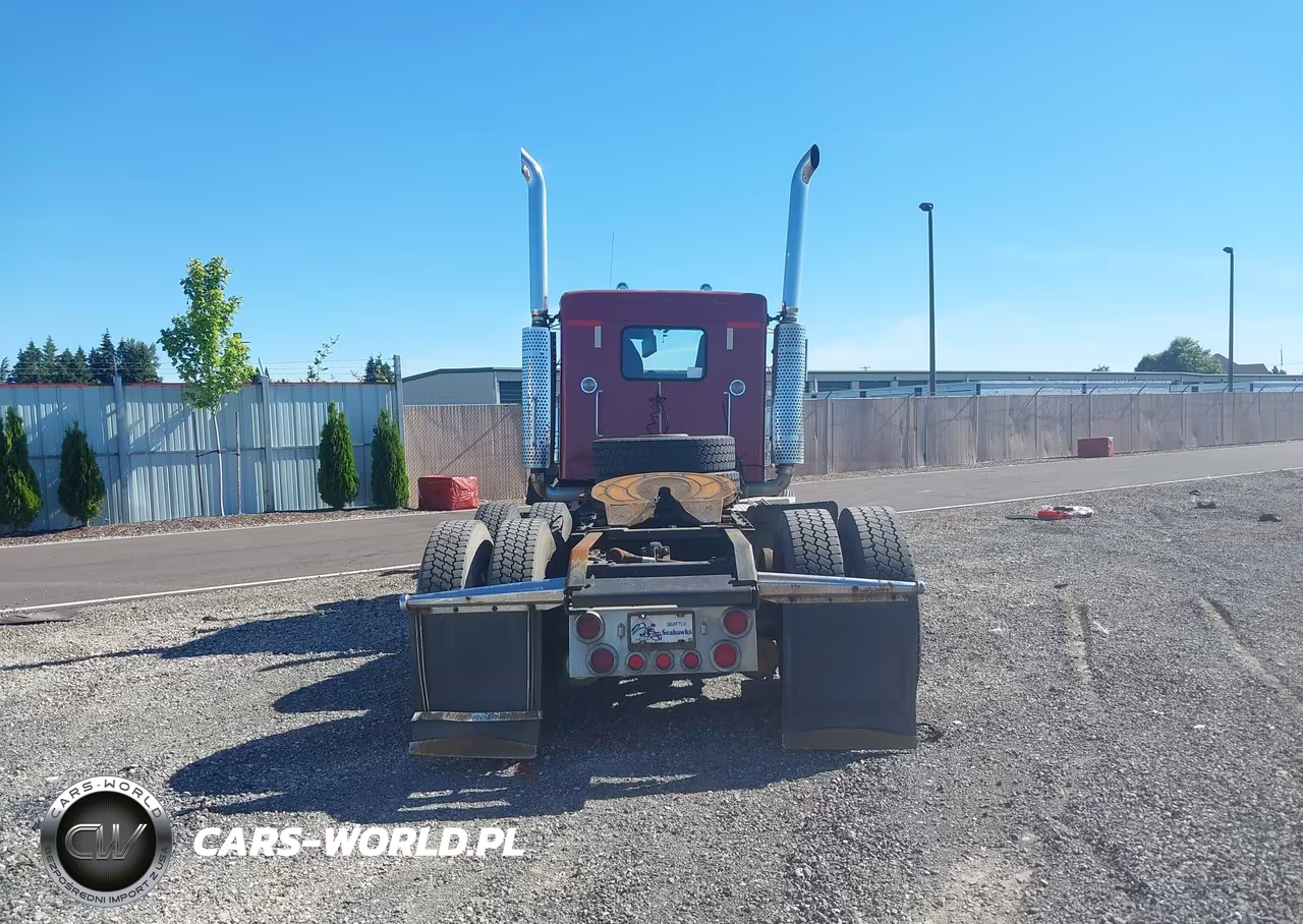 1997 Kenworth Construction W900 VIN:1XKWDB9XXVJ740929 - 18