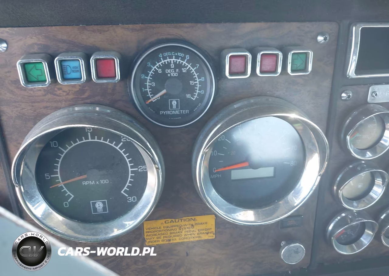1997 Kenworth Construction W900 VIN:1XKWDB9XXVJ740929 - 5