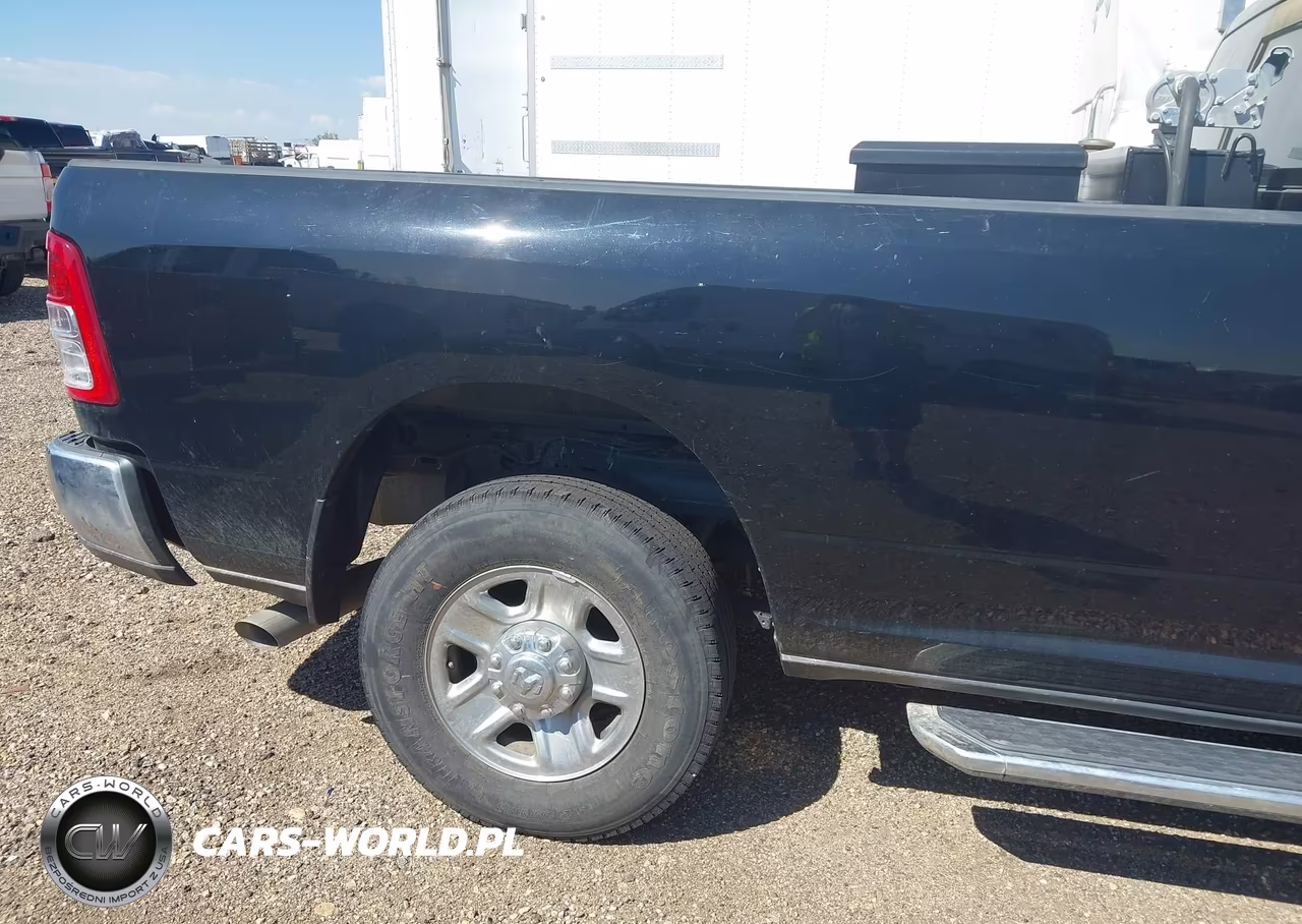 2024 Ram 2500 Tradesman 4X4 8' Box VIN:3C6UR5HL7RG296539 - 13