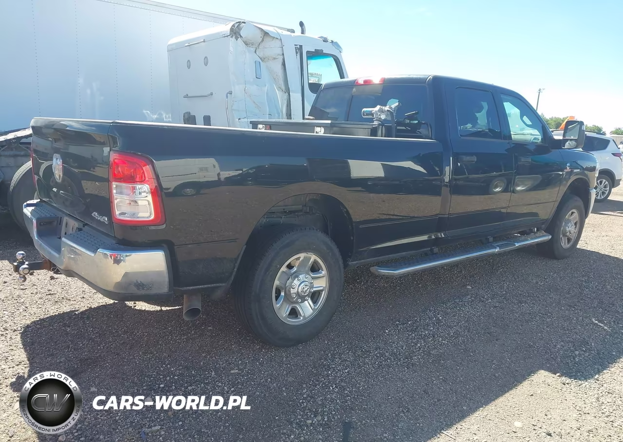 2024 Ram 2500 Tradesman 4X4 8' Box VIN:3C6UR5HL7RG296539 - 4