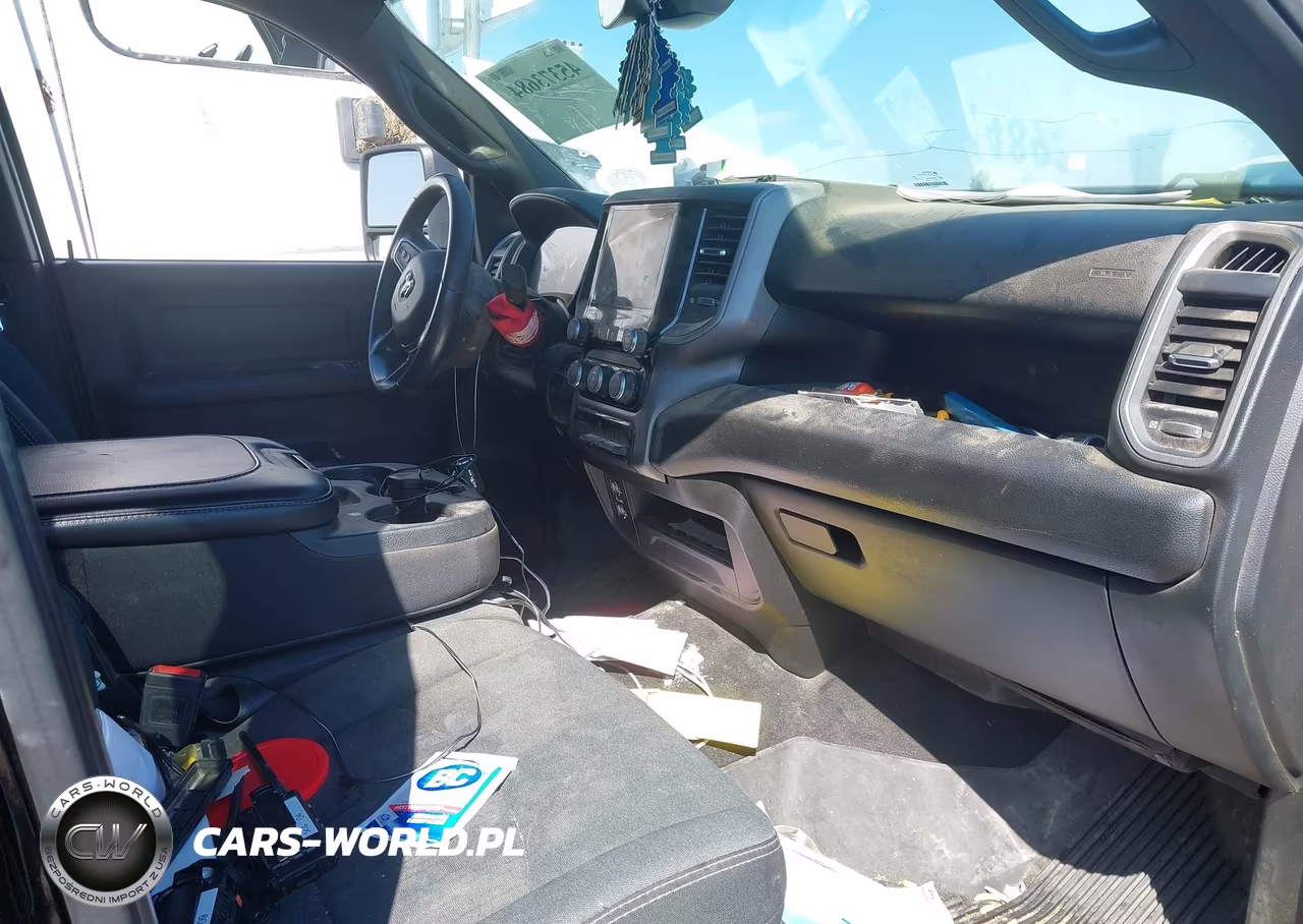 2024 Ram 2500 Tradesman 4X4 8' Box VIN:3C6UR5HL7RG296539 - 5