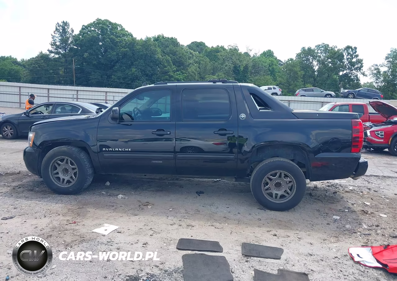 2013 Chevrolet Avalanche Lt VIN:3GNMCFE07DG356751 - 14