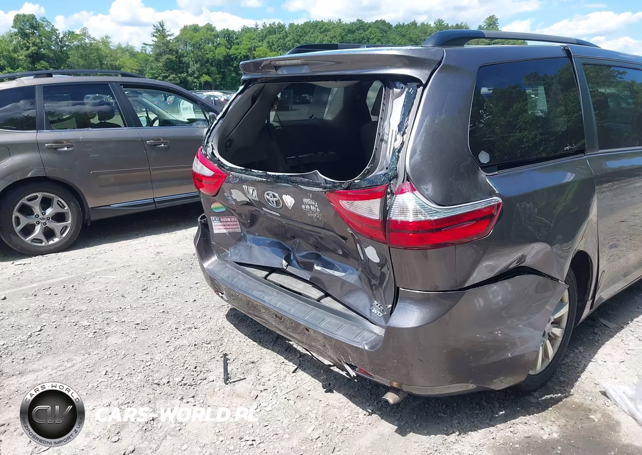 2015 Toyota Sienna Xle 7 Passenger VIN:5TDDK3DC8FS108258 - 17