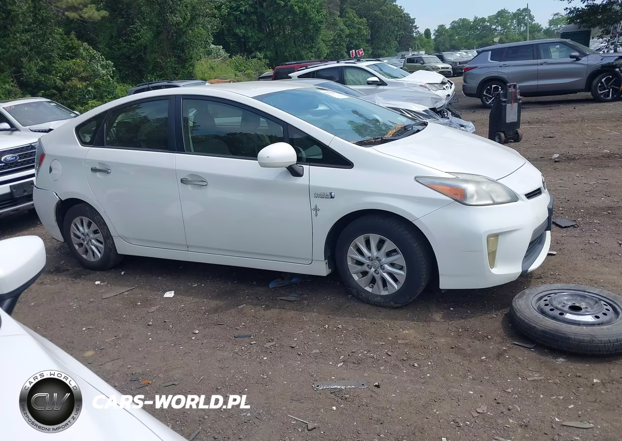 2012 Toyota Prius Plug-In VIN:JTDKN3DP1C3021378 - 13