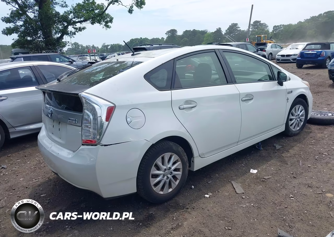 2012 Toyota Prius Plug-In VIN:JTDKN3DP1C3021378 - 4
