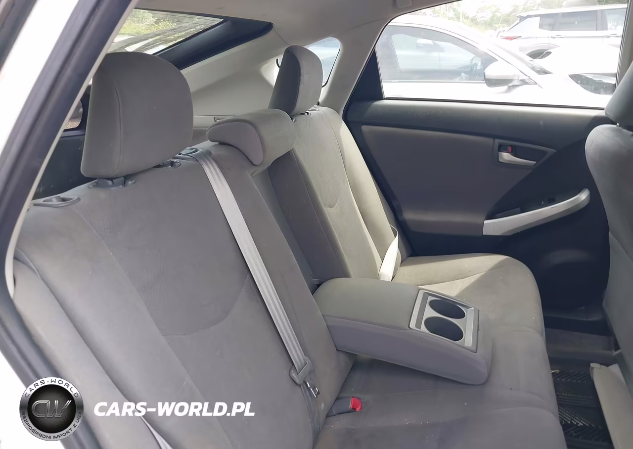 2012 Toyota Prius Plug-In VIN:JTDKN3DP1C3021378 - 8