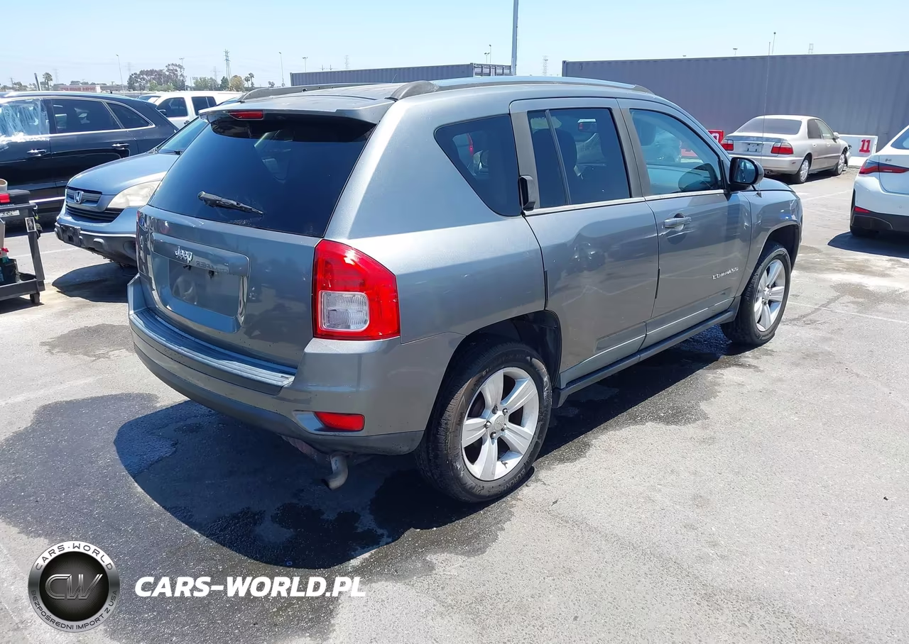 2011 Jeep Compass VIN:1J4NT1FAXBD289610 - 4