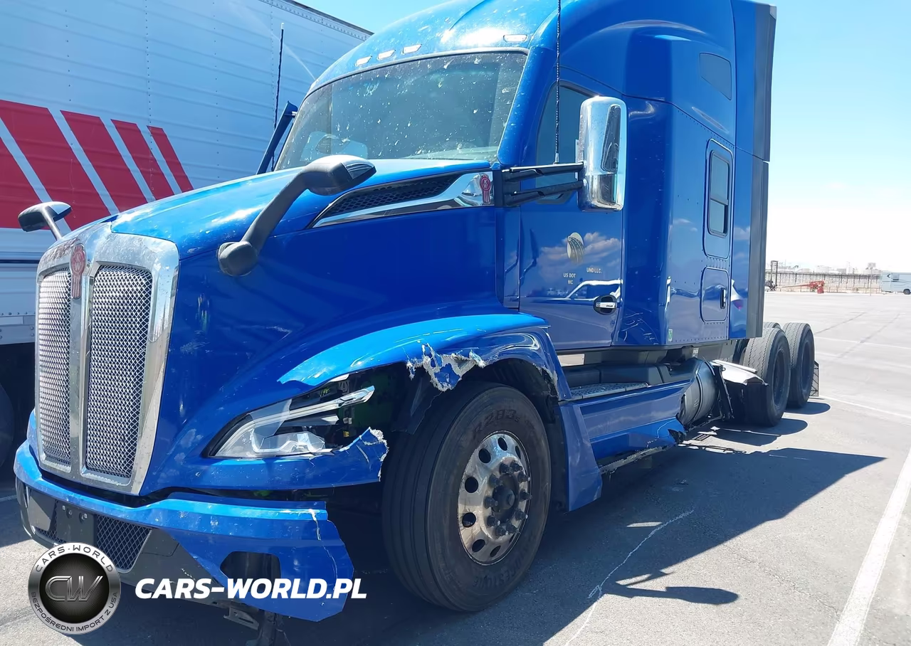 2023 Kenworth T680 VIN:1XKYDP9X7PJ235780 - 2
