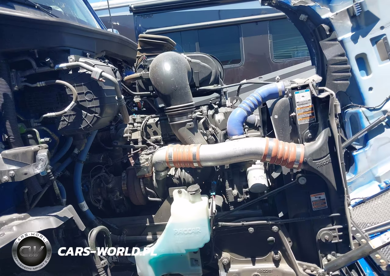 2023 Kenworth T680 VIN:1XKYDP9X7PJ235780 - 9