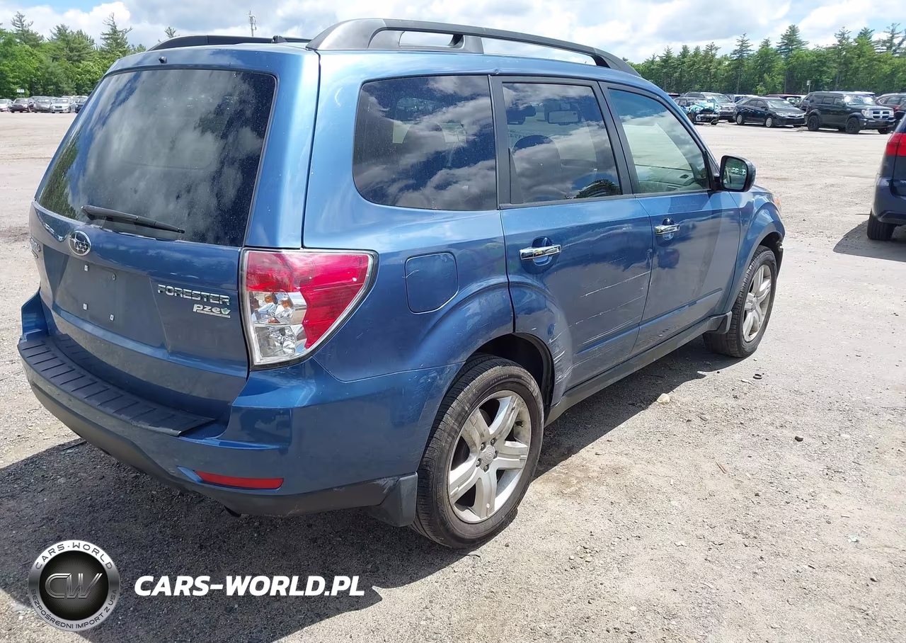2010 Subaru Forester 2.5X Premium VIN:JF2SH6CC5AH903193 - 4