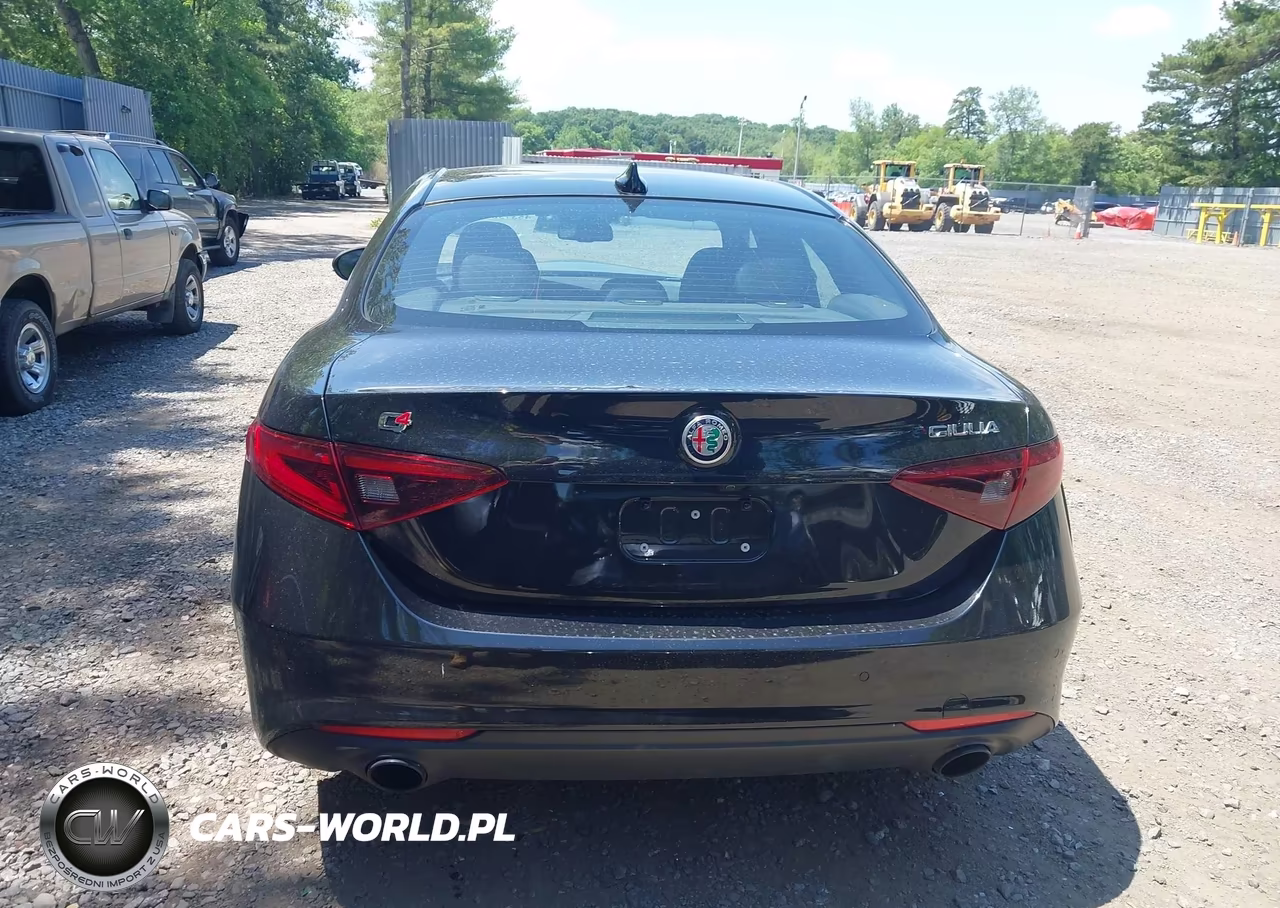 2022 Alfa Romeo Giulia Sprint Awd VIN:ZARFANAN2N7663329 - 16