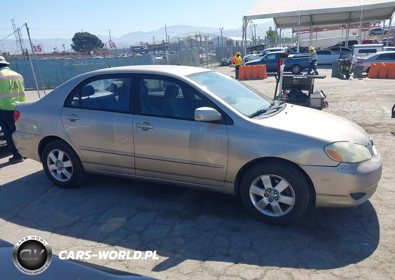 2004 Toyota Corolla Le VIN:1NXBR32E74Z322119 - 13