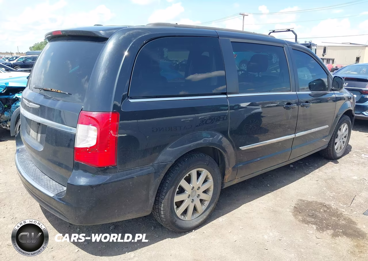 2015 Chrysler Town & Country Touring VIN:2C4RC1BG9FR619628 - 4