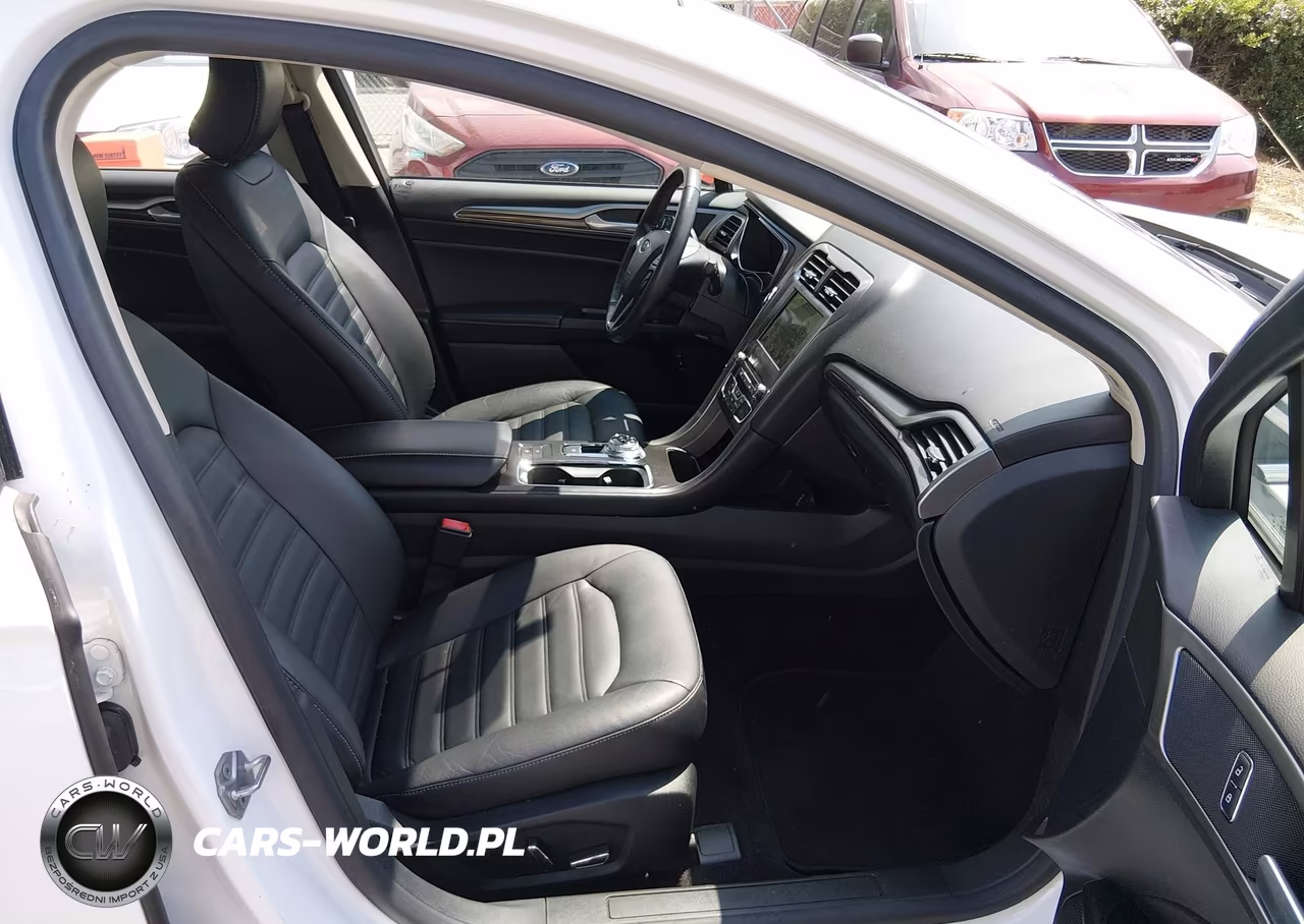 2018 Ford Fusion Energi Se Luxury VIN:3FA6P0PU4JR121944 - 5