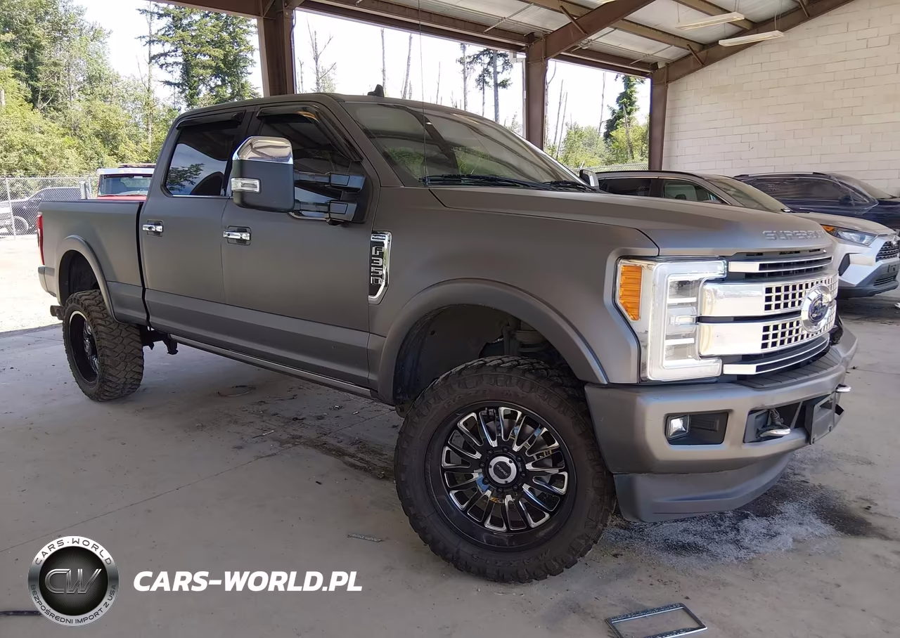 2019 Ford F-350 Platinum – zdjęcie 1 z 15