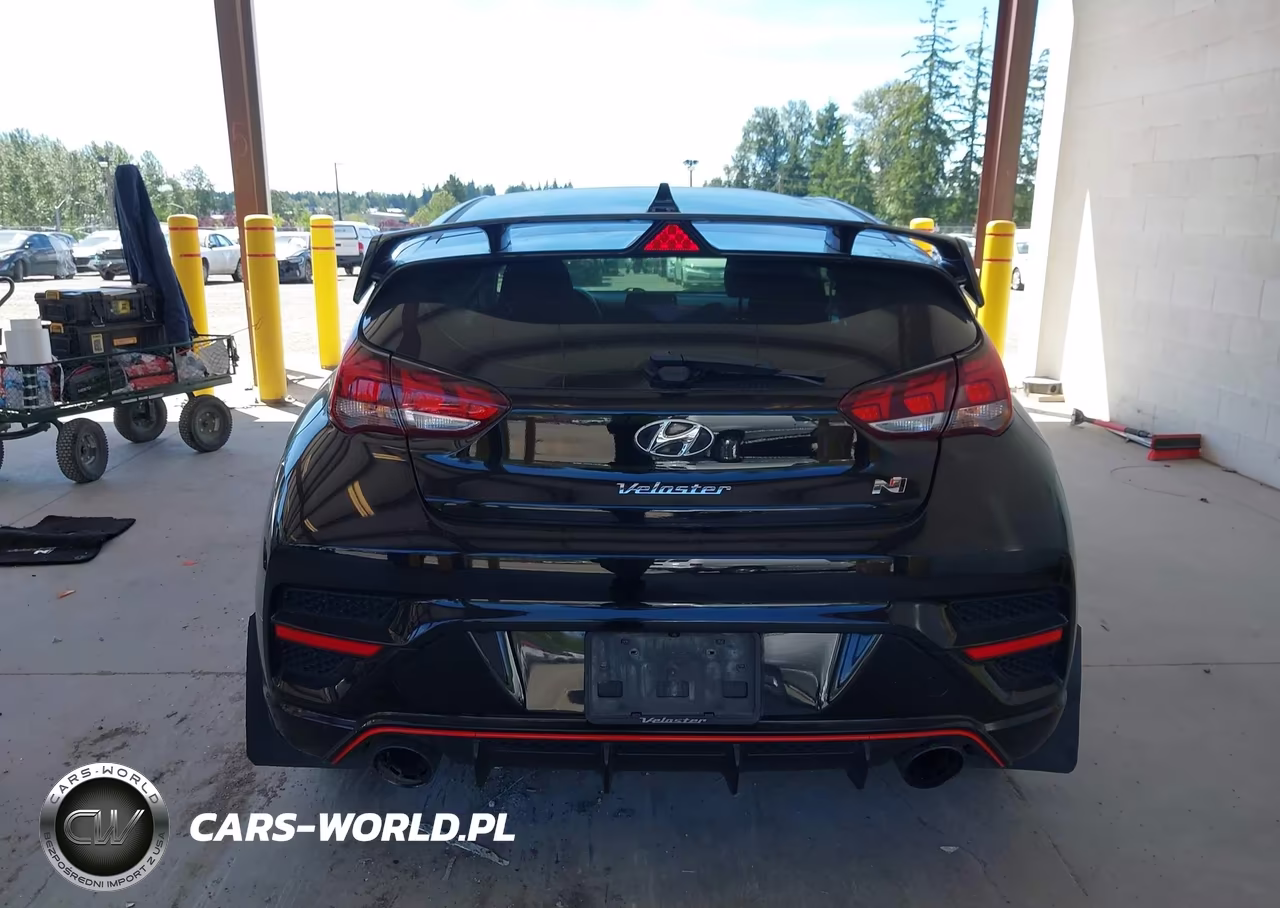 2020 Hyundai Veloster N VIN:KMHT36AH7LU004034 - 16