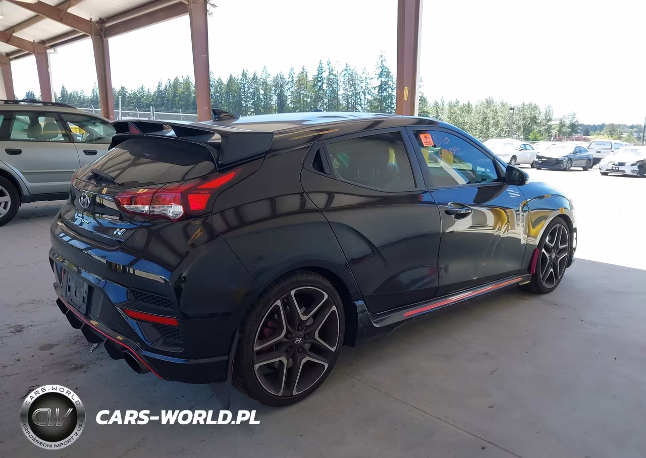 2020 Hyundai Veloster N VIN:KMHT36AH7LU004034 - 4