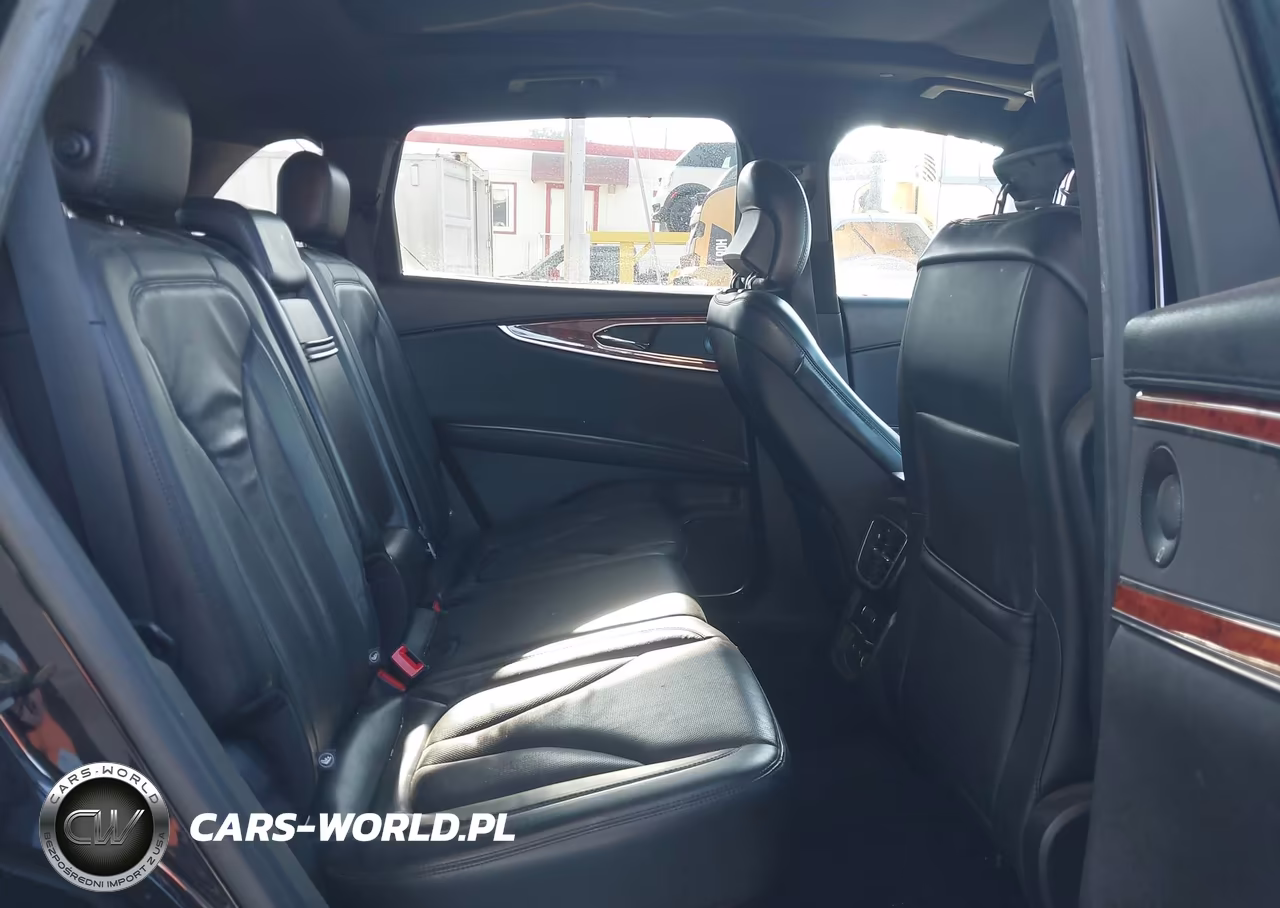 2019 Lincoln Nautilus Reserve VIN:2LMPJ6L93KBL26241 - 8