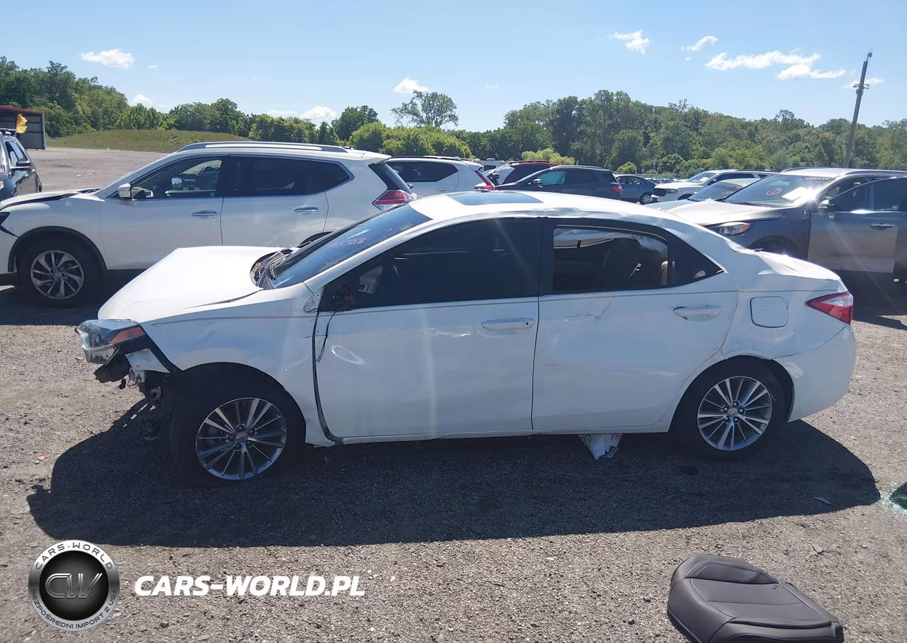 2015 Toyota Corolla Le Plus VIN:5YFBURHE7FP359748 - 13