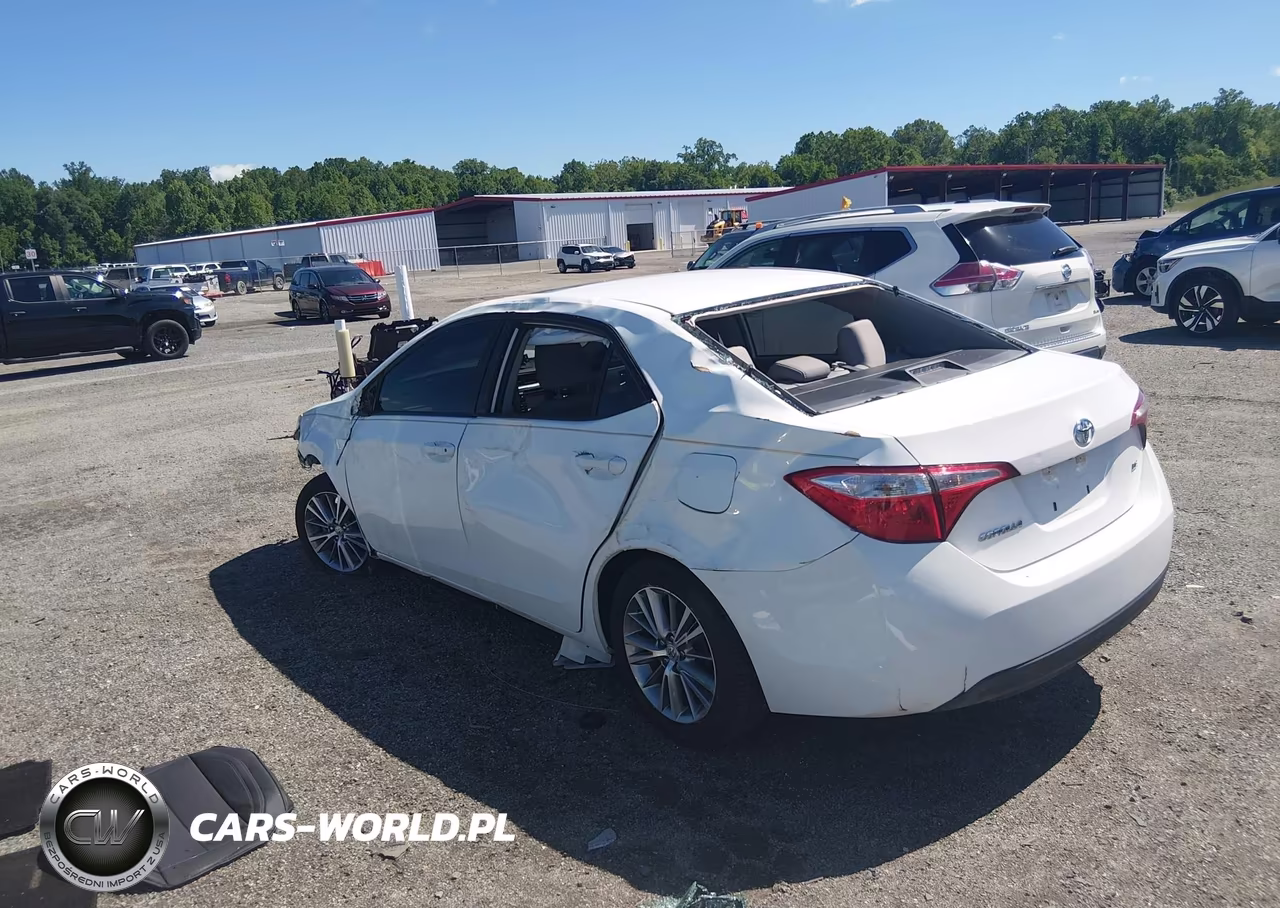 2015 Toyota Corolla Le Plus VIN:5YFBURHE7FP359748 - 3