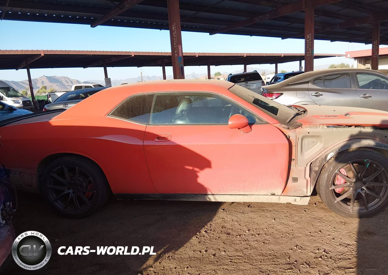 2009 Dodge Challenger Srt8 VIN:2B3LJ74W69H588112 - 14