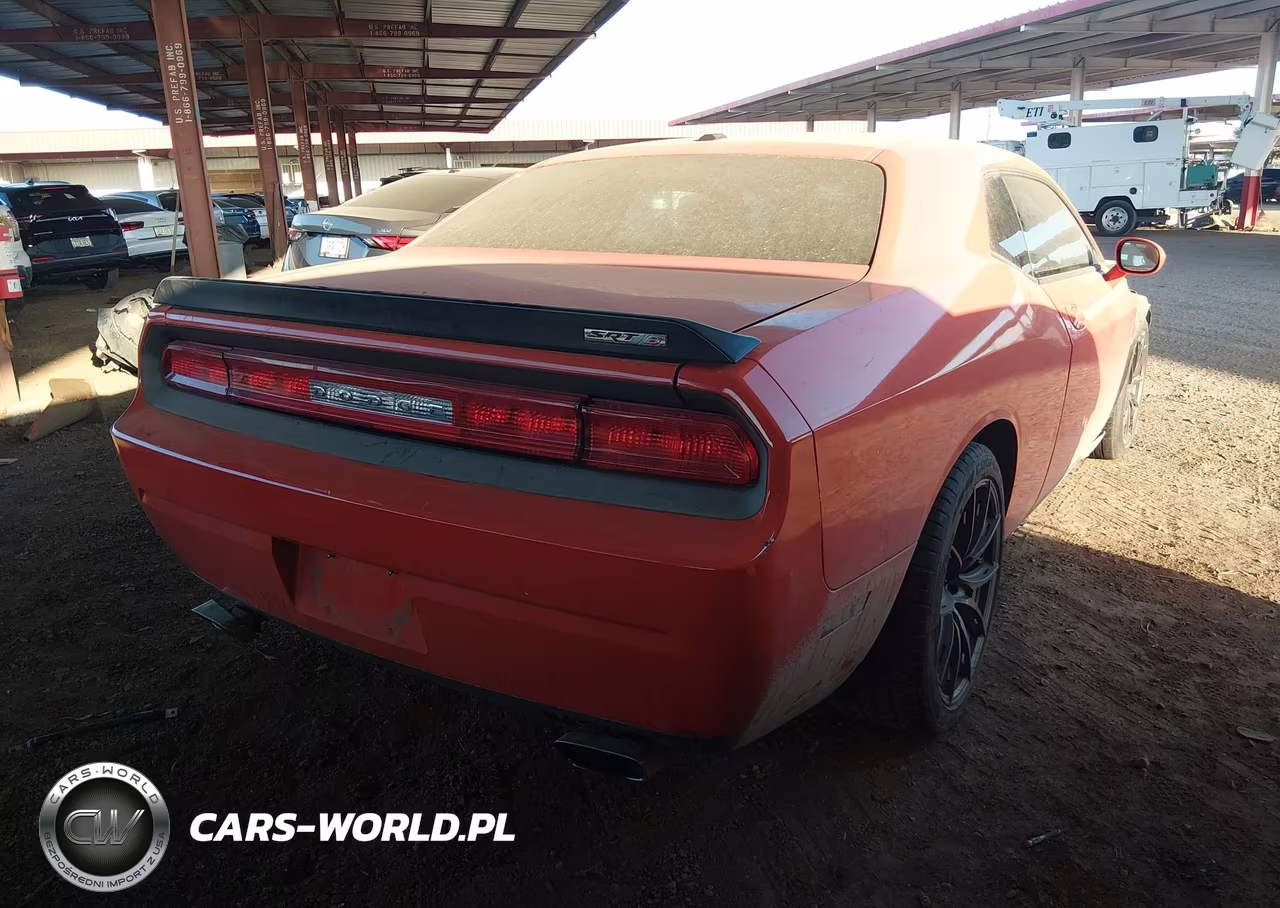 2009 Dodge Challenger Srt8 VIN:2B3LJ74W69H588112 - 4