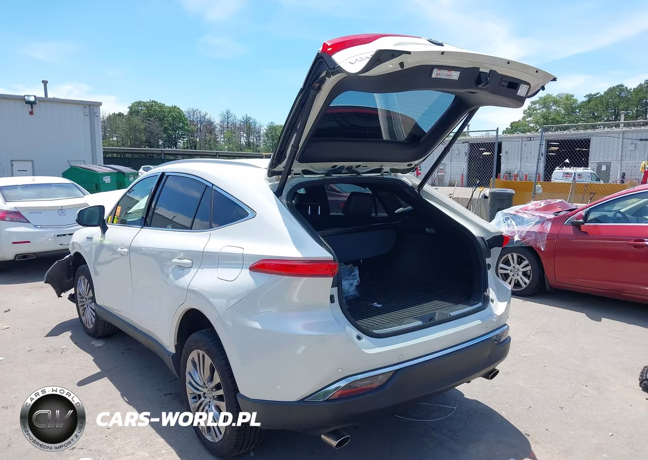 2021 Toyota Venza Xle VIN:JTEAAAAH2MJ077167 - 3