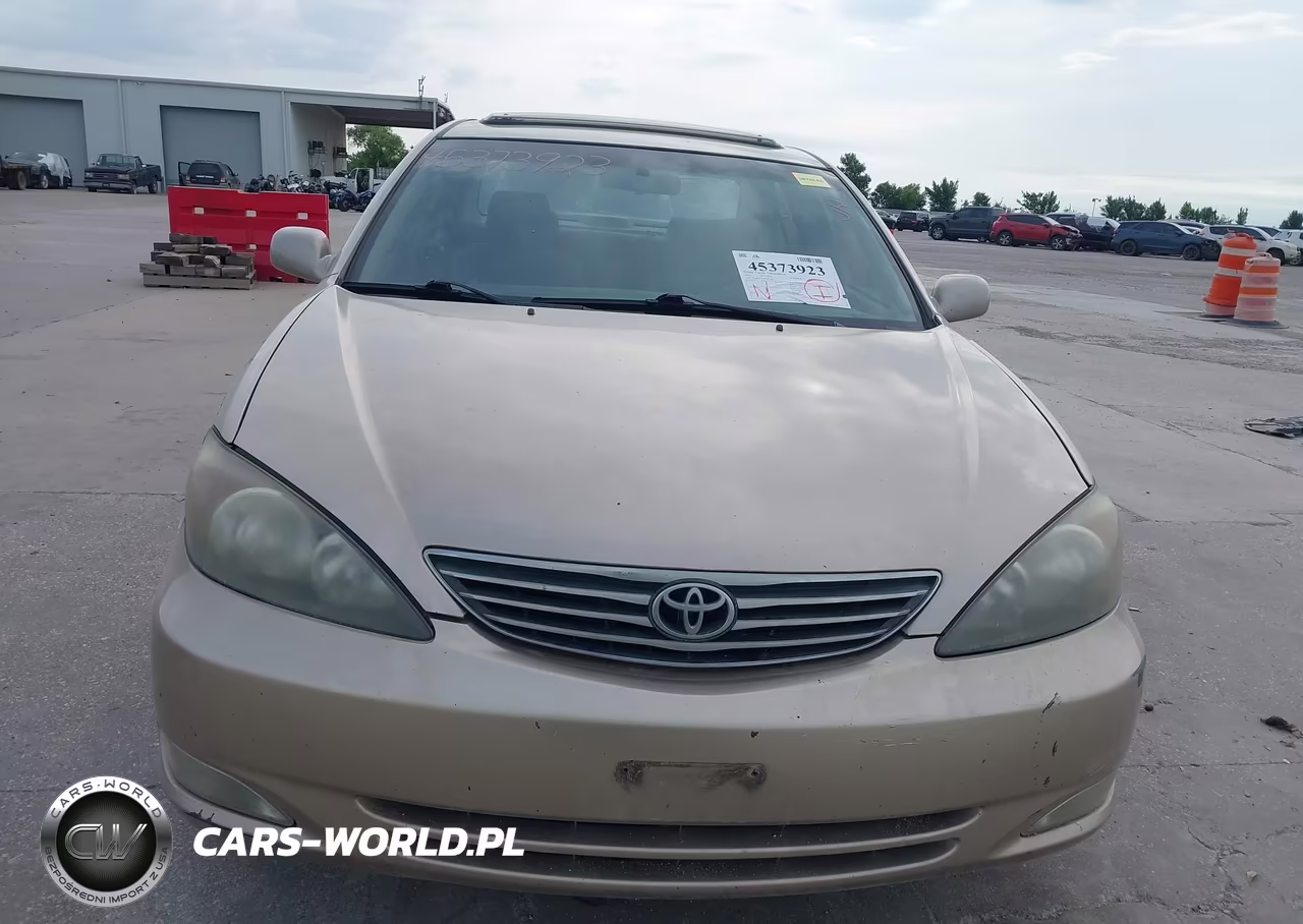 2003 Toyota Camry Le VIN:4T1BE32K03U657559 - 12