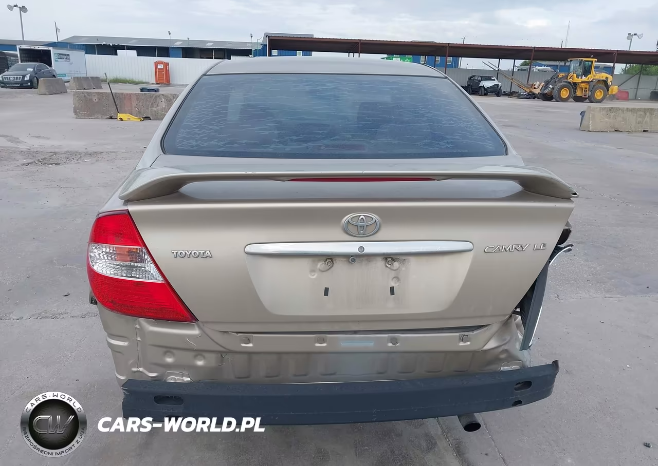 2003 Toyota Camry Le VIN:4T1BE32K03U657559 - 16