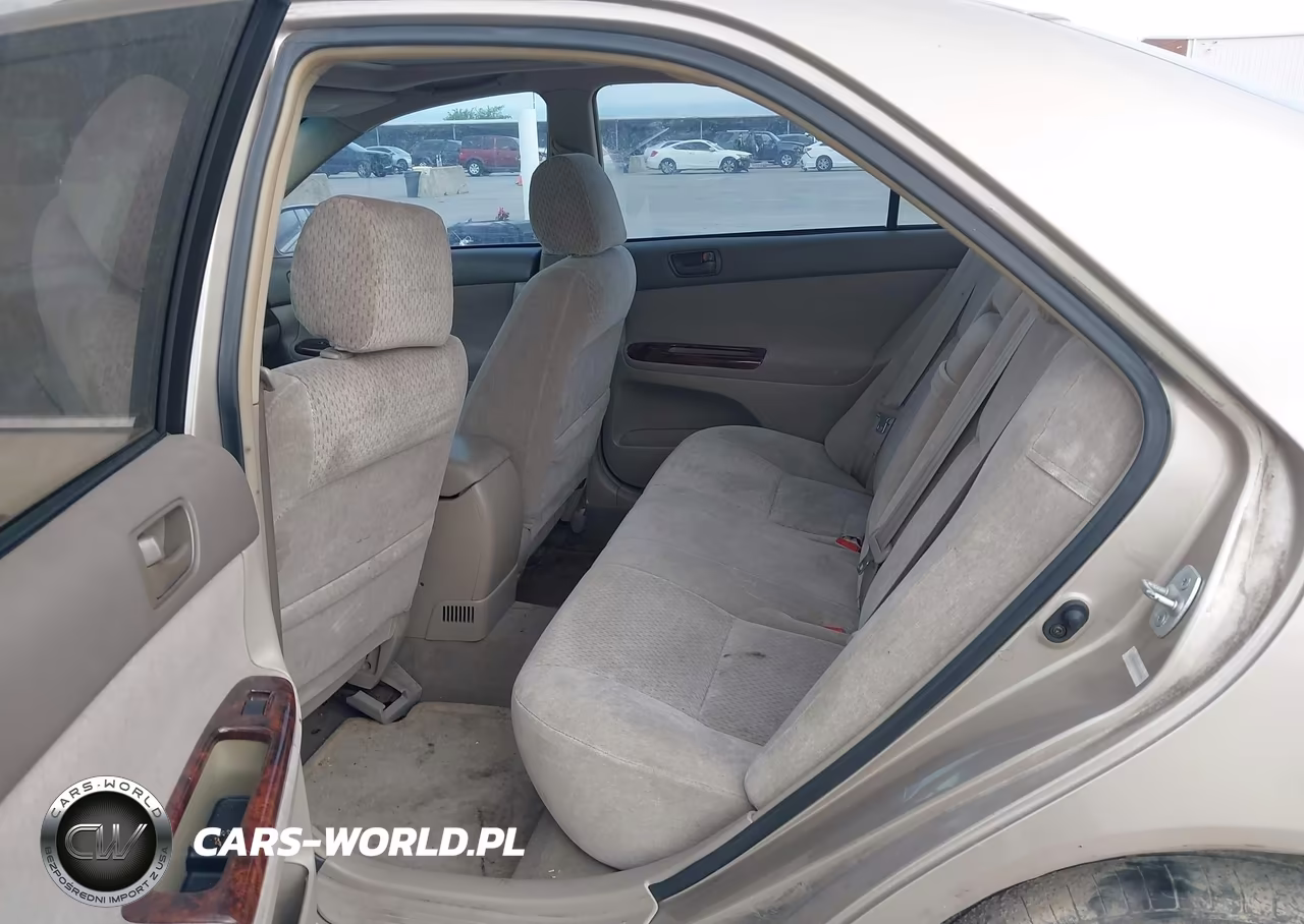 2003 Toyota Camry Le VIN:4T1BE32K03U657559 - 8