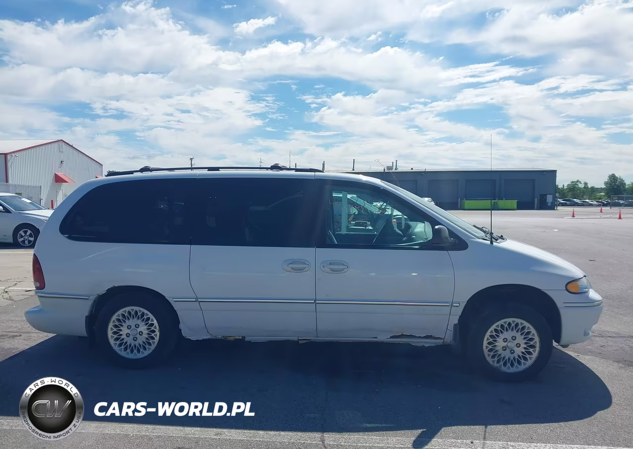 1996 Chrysler Town & Country VIN:1C4GP54L7TB210647 - 13