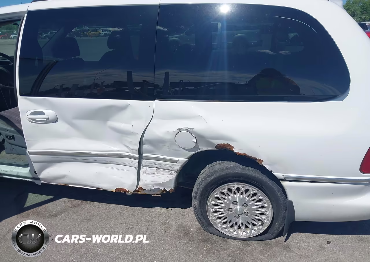 1996 Chrysler Town & Country VIN:1C4GP54L7TB210647 - 6