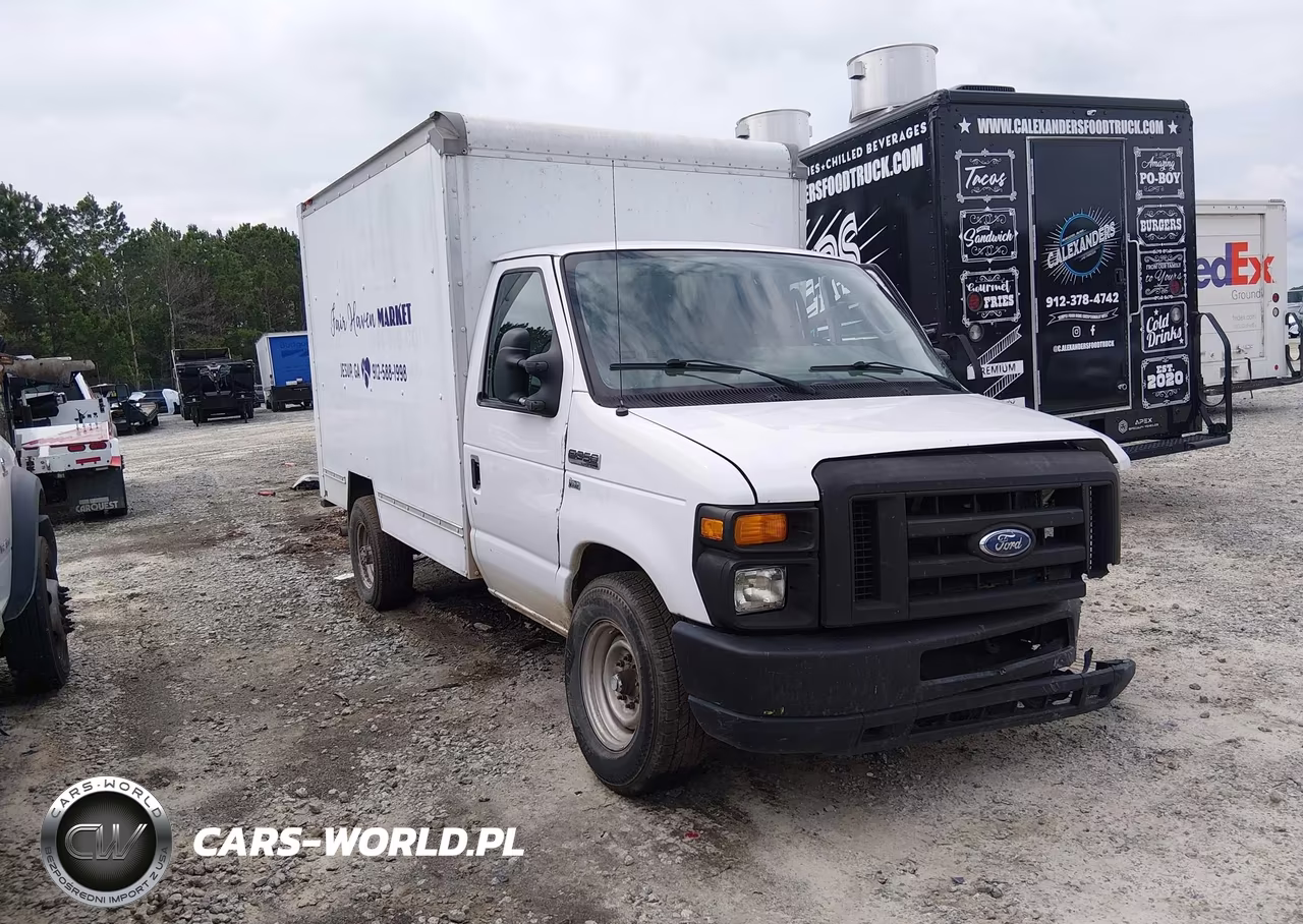 2011 Ford Econoline Commercial Cutaway