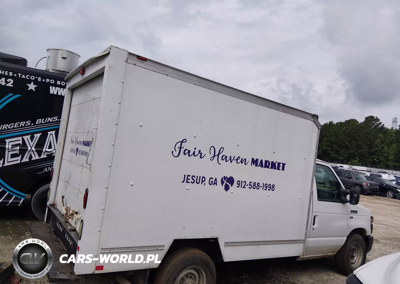 2011 Ford Econoline Commercial Cutaway VIN:1FDWE3FL3BDB10191 - 14