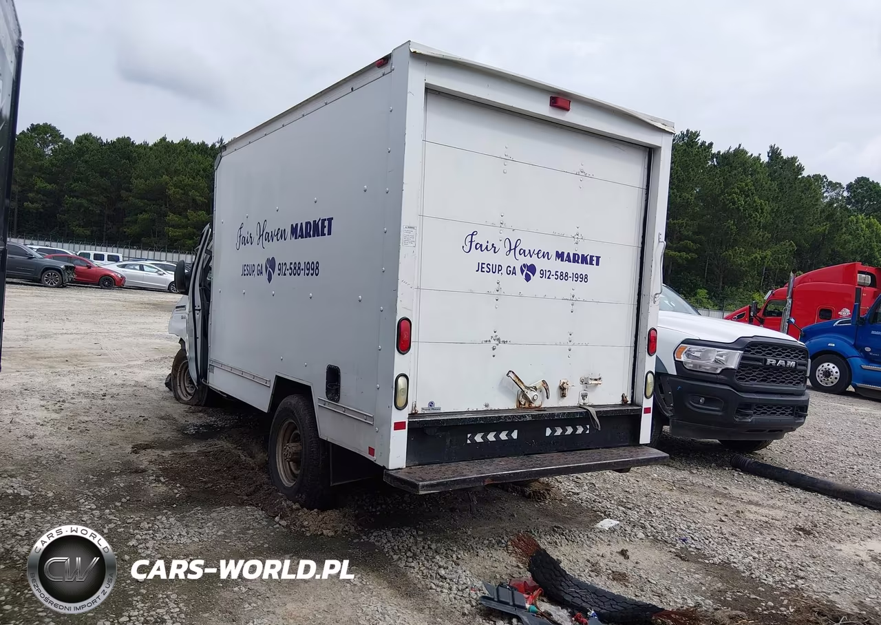 2011 Ford Econoline Commercial Cutaway VIN:1FDWE3FL3BDB10191 - 3