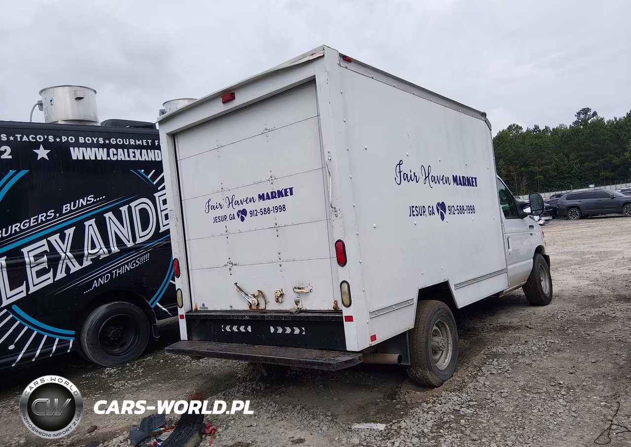2011 Ford Econoline Commercial Cutaway VIN:1FDWE3FL3BDB10191 - 4