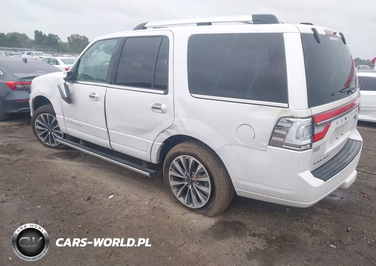 2017 Lincoln Navigator Select VIN:5LMJJ2HT8HEL02249 - 3