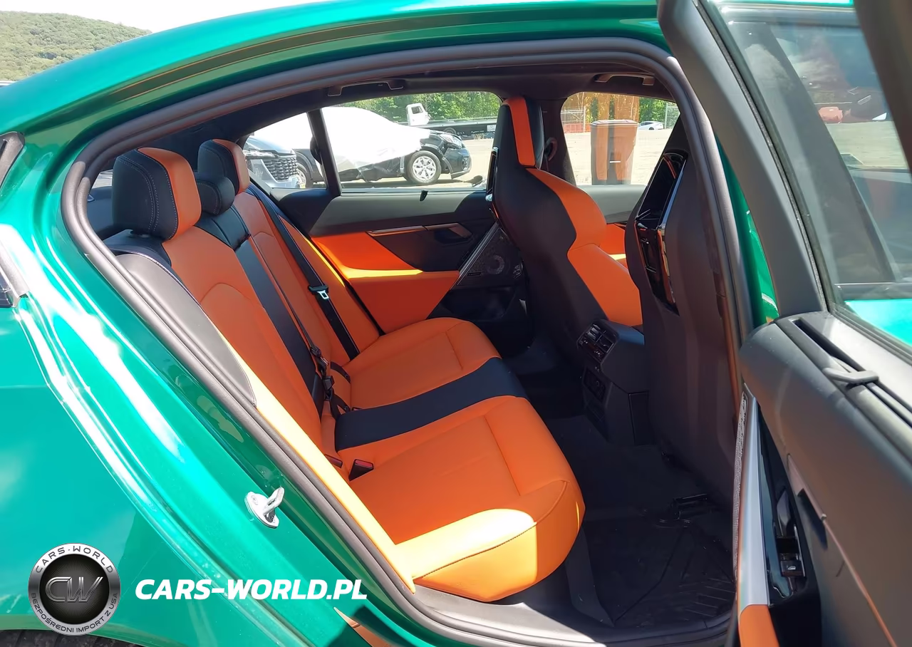 2026 BMW M5 VIN:WBS83FK00TCW75661 - 8