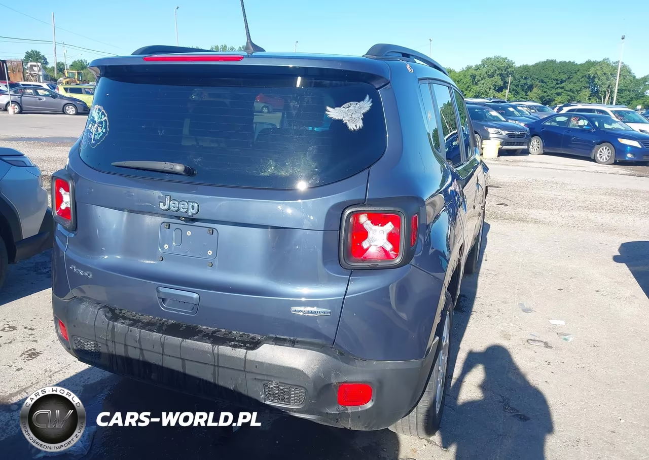 2021 Jeep Renegade Latitude 4X4 VIN:ZACNJDBB1MPN13697 - 4