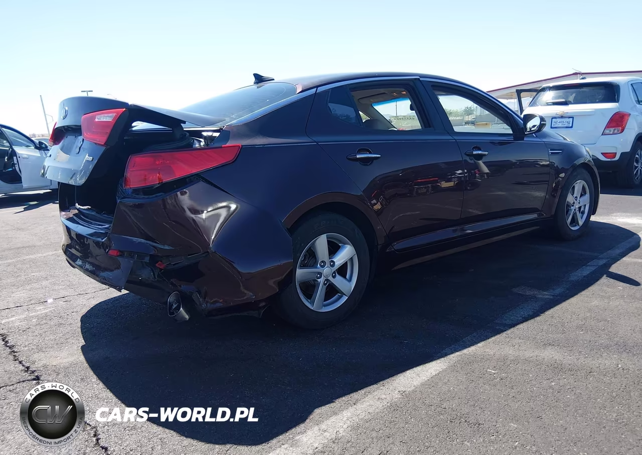 2015 Kia Optima Lx VIN:5XXGM4A76FG386355 - 4