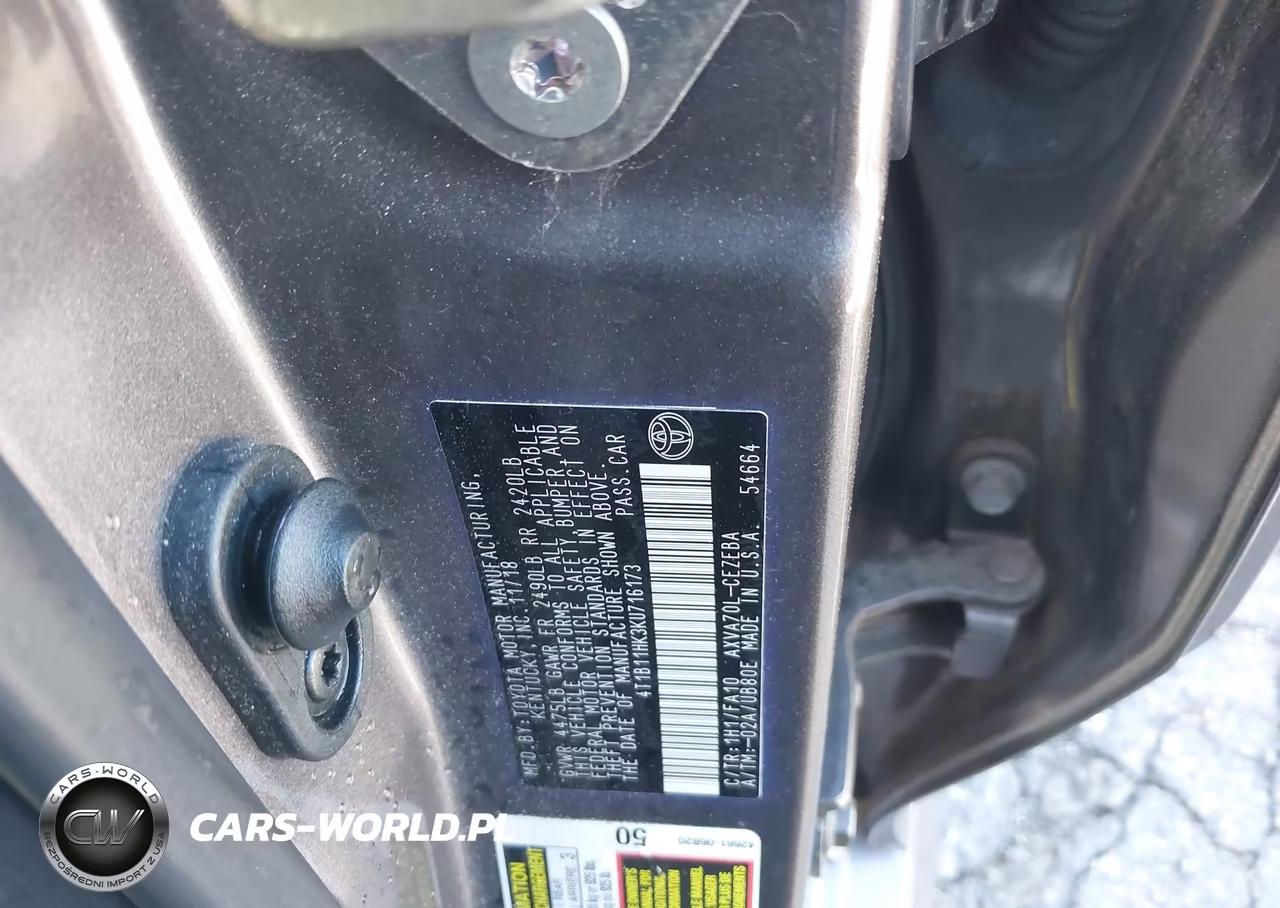 2019 Toyota Camry L VIN:4T1B11HK3KU716173 - 9