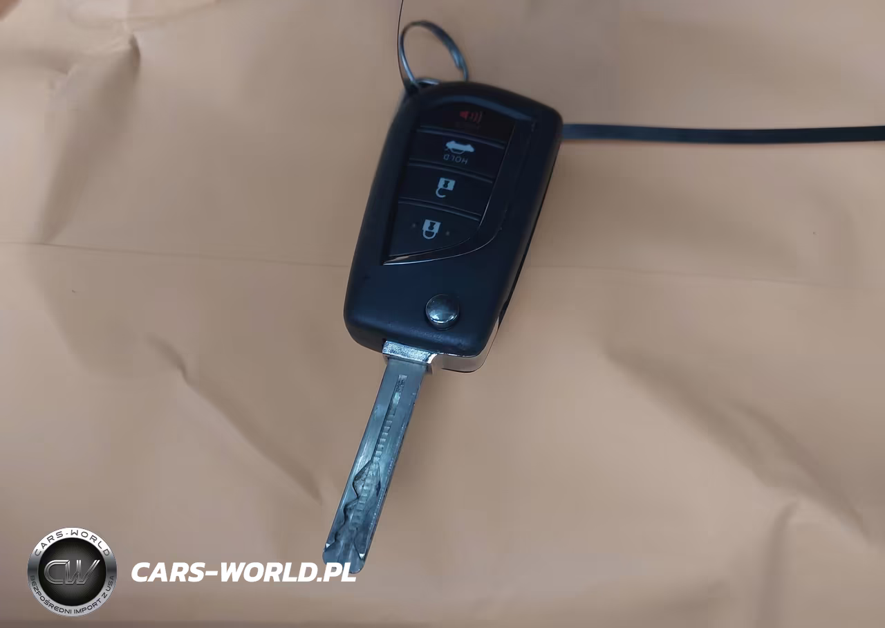 2020 Toyota Corolla Le VIN:5YFEPRAE2LP125544 - 11
