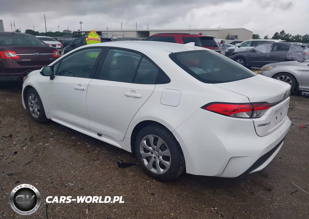 2020 Toyota Corolla Le VIN:5YFEPRAE2LP125544 - 3