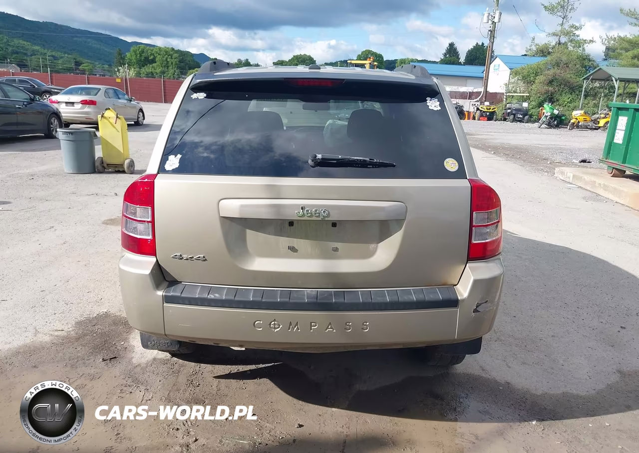 2010 Jeep Compass Sport VIN:1J4NF1FB1AD623358 - 16