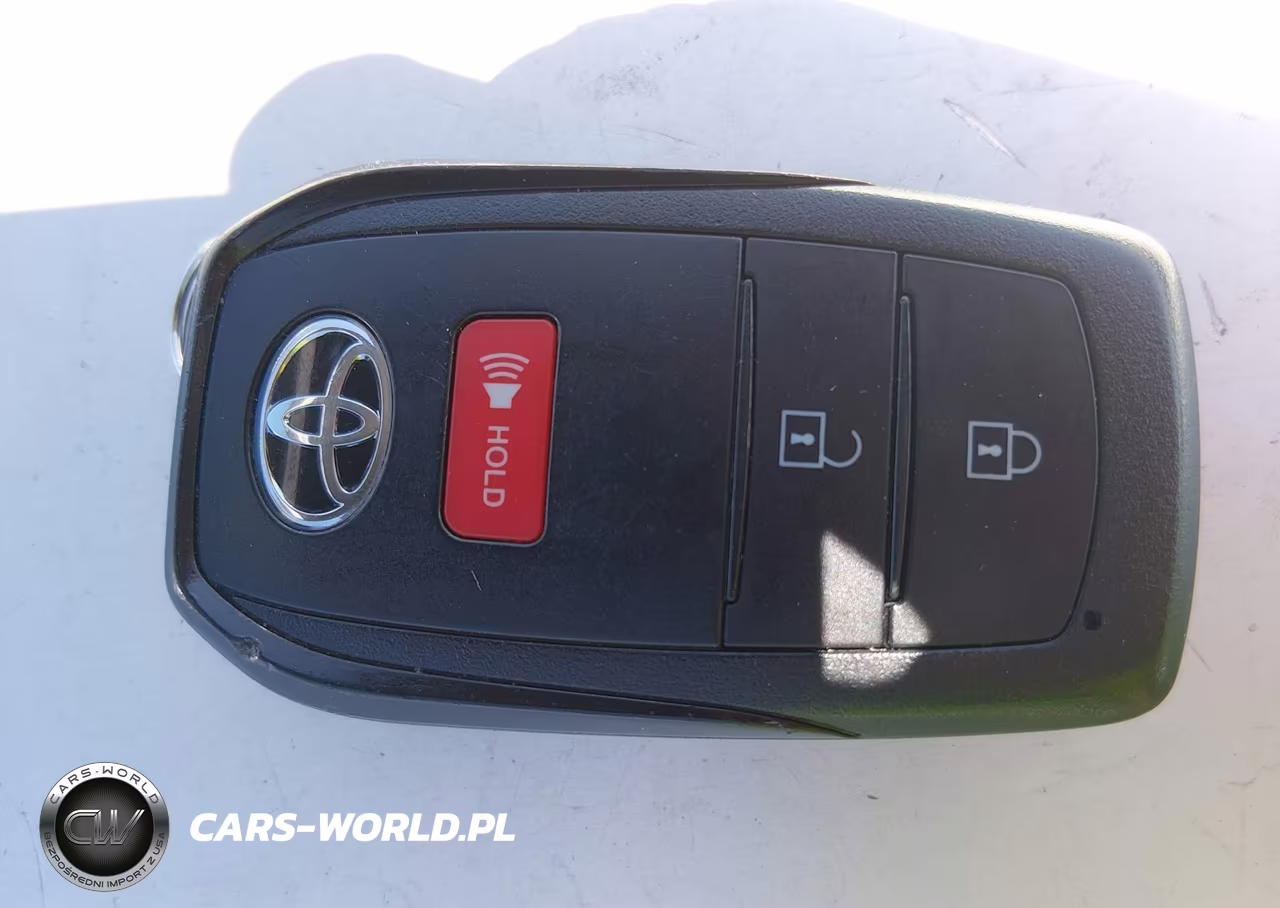2025 Toyota Prius Le VIN:JTDACAAU0S3061210 - 11