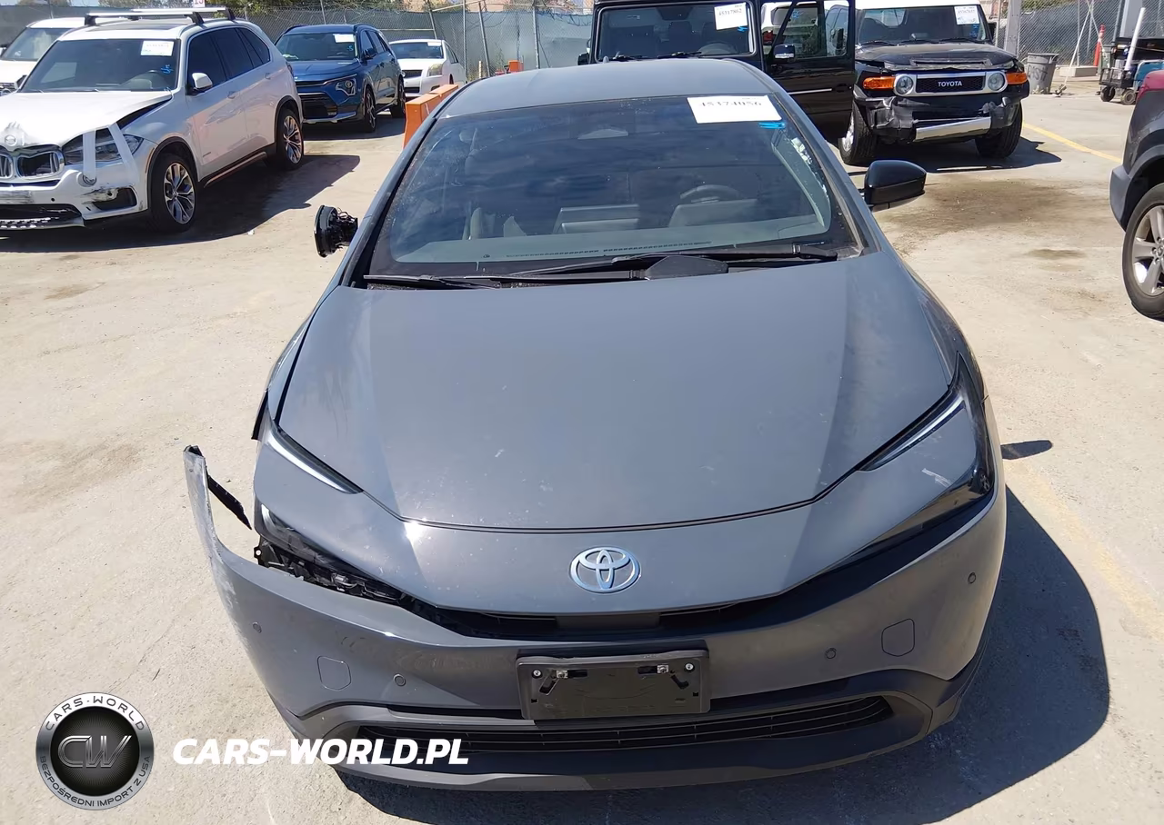 2025 Toyota Prius Le VIN:JTDACAAU0S3061210 - 12