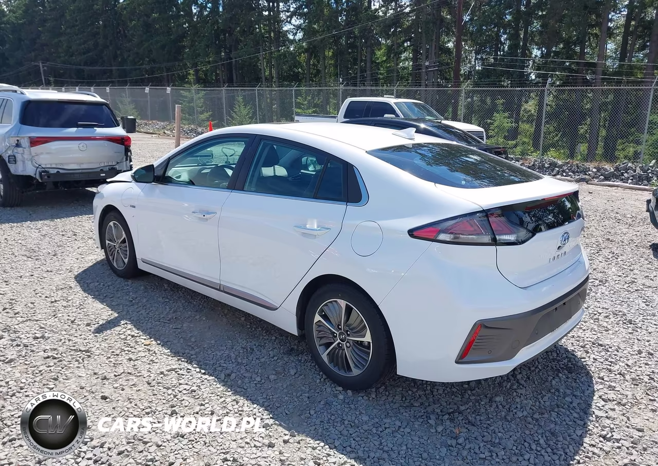2020 Hyundai Ioniq Plug-In Hybrid Limited VIN:KMHCX5LD3LU199672 - 3