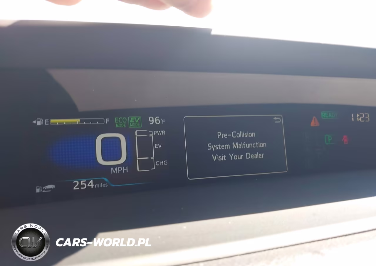 2020 Toyota Prius Prime Le VIN:JTDKARFP8L3141559 - 7