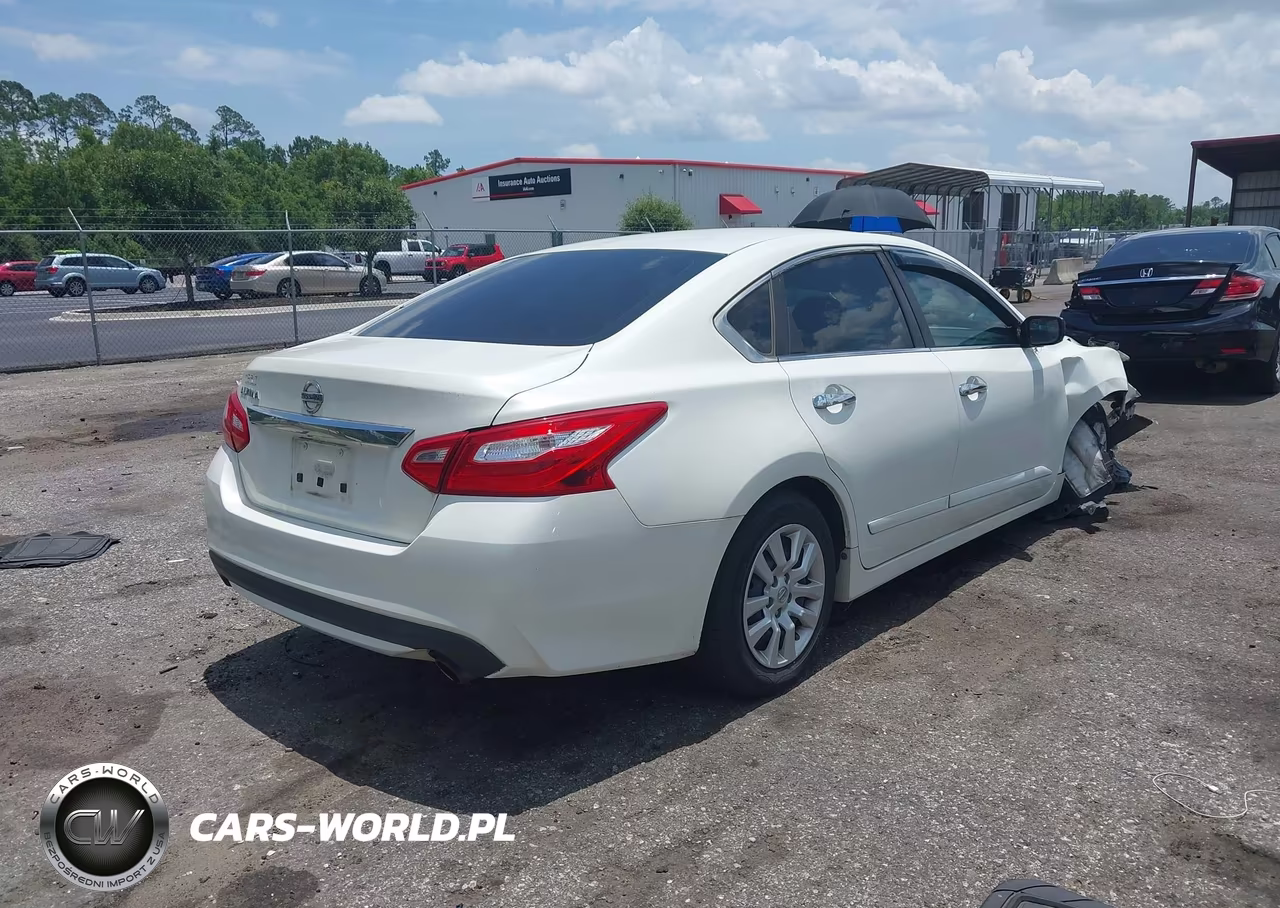 2016 Nissan Altima 2.5 S VIN:1N4AL3AP5GN312228 - 4